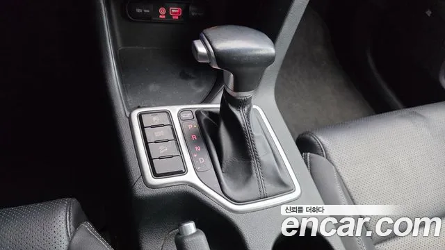 Kia Sportage — фото 9