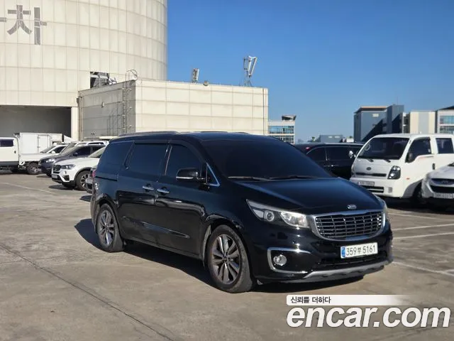 Kia Carnival — фото 2