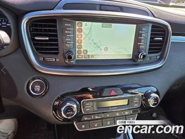 Kia Sorento — фото 7