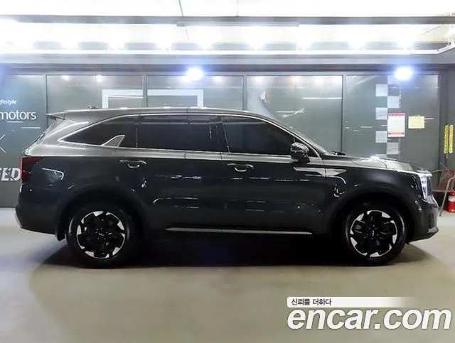 Kia Sorento — фото 3