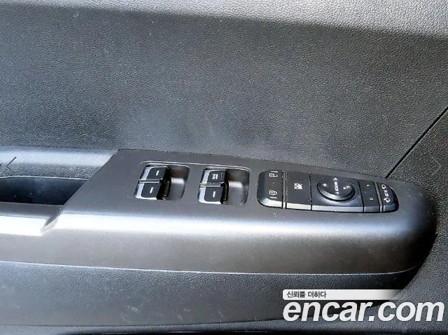 Kia Sportage — фото 11