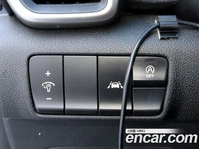 Kia Sportage — фото 12