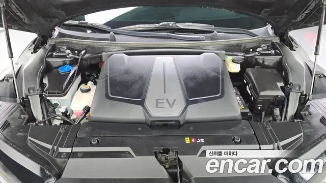 Kia EV6 — фото 6