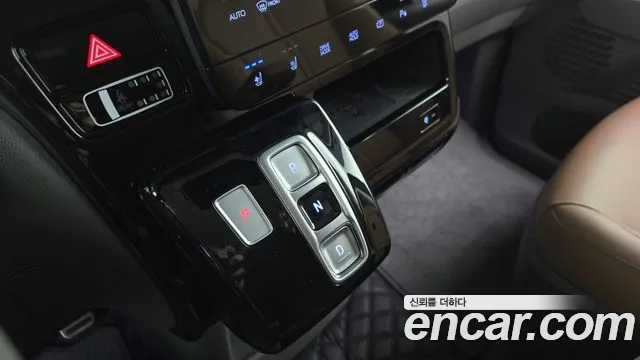 Hyundai Staria — фото 9
