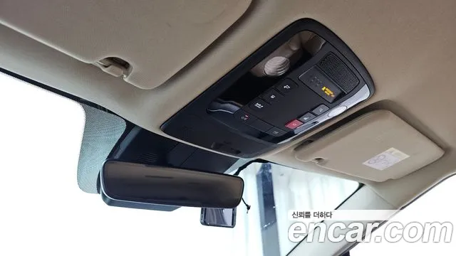 Kia Carnival — фото 18