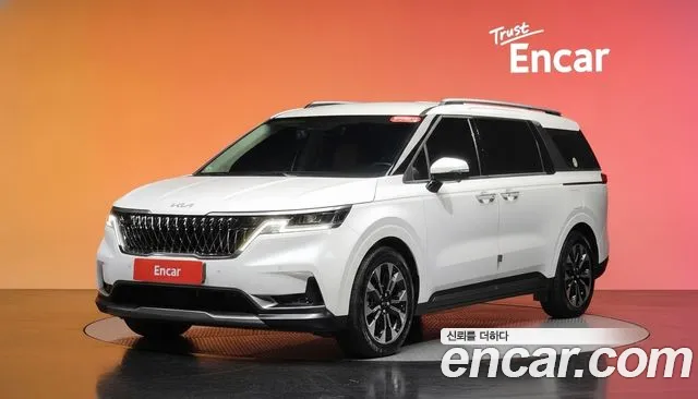 Kia Carnival — фото 20