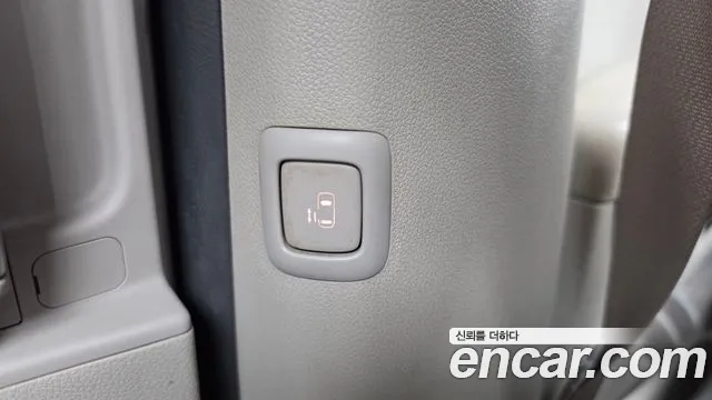 Kia Carnival — фото 18