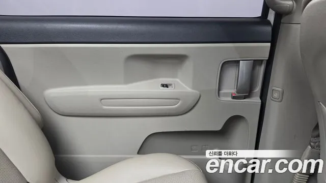 Kia Carnival — фото 25