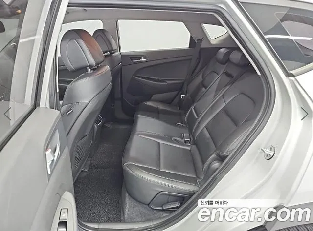 Hyundai Tucson — фото 15