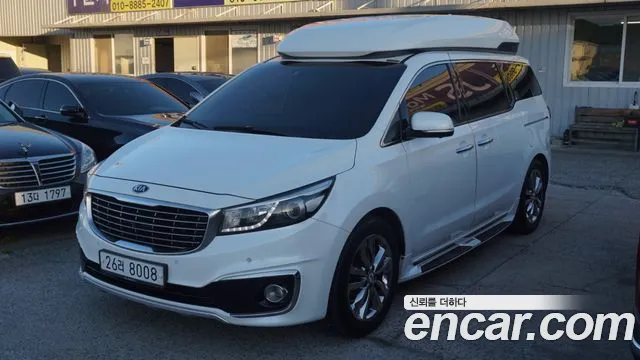 Kia Carnival — фото 10