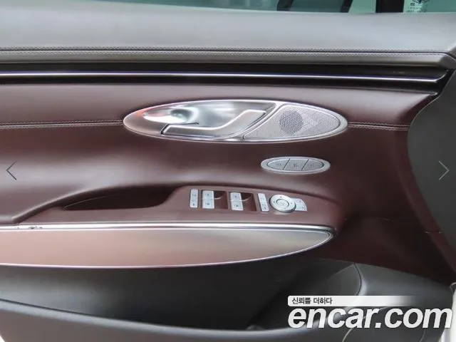 Genesis GV70 — фото 15
