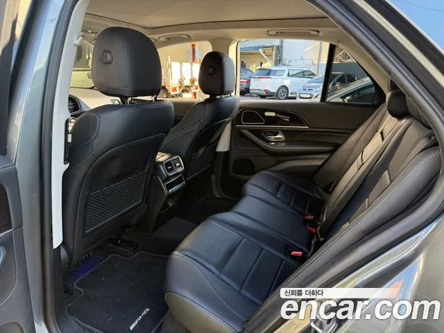 Mercedes-Benz GLE-Class — фото 15