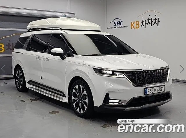 Kia Carnival — фото 1