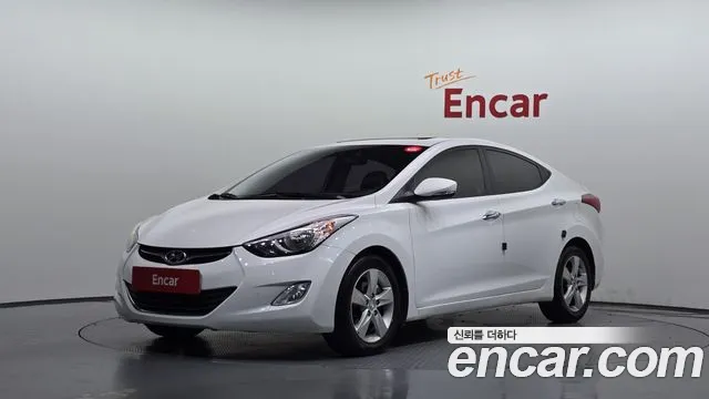 Hyundai Avante — фото 1