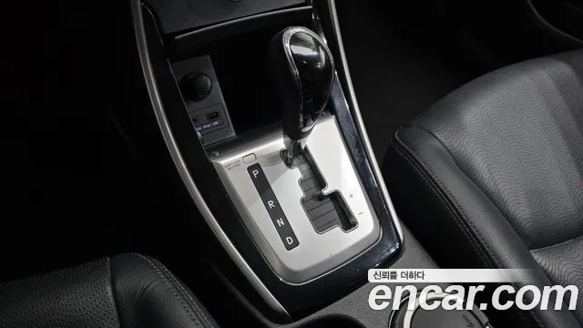 Hyundai Avante — фото 9