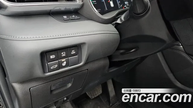 Toyota Highlander — фото 14