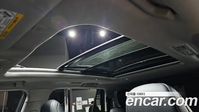 Toyota Highlander — фото 32