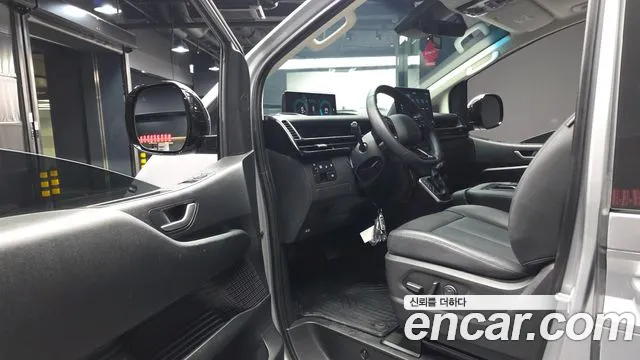 Hyundai Staria — фото 9