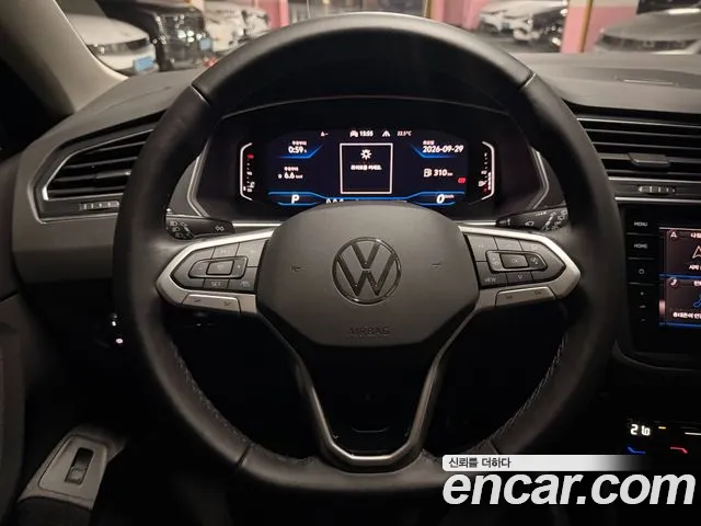 Volkswagen Tiguan — фото 5