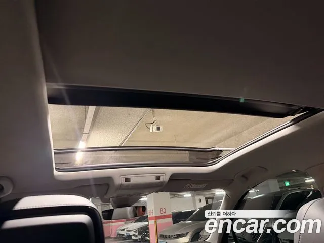 Volkswagen Tiguan — фото 9