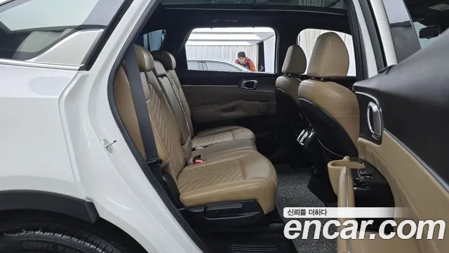 Kia Sorento — фото 11