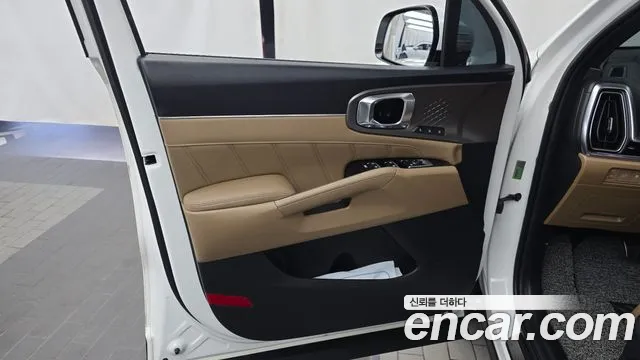 Kia Sorento — фото 24