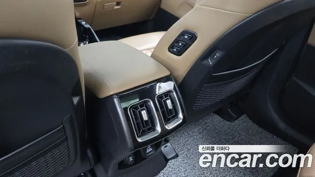 Kia Sorento — фото 31