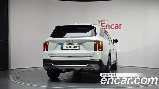 Kia Sorento — фото 4