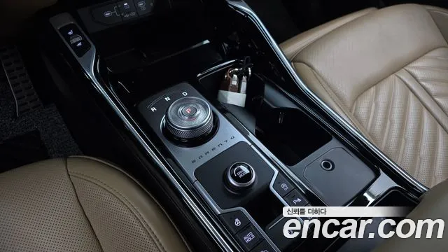 Kia Sorento — фото 9