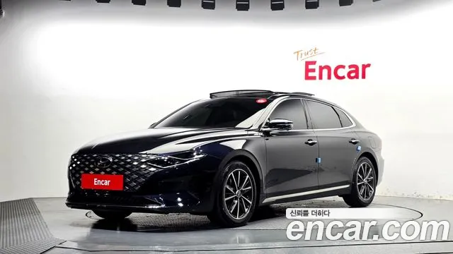 Hyundai Grandeur — фото 1