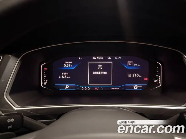 Volkswagen Tiguan — фото 6