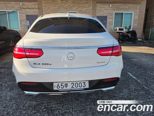 Mercedes-Benz GLE-Class — фото 2
