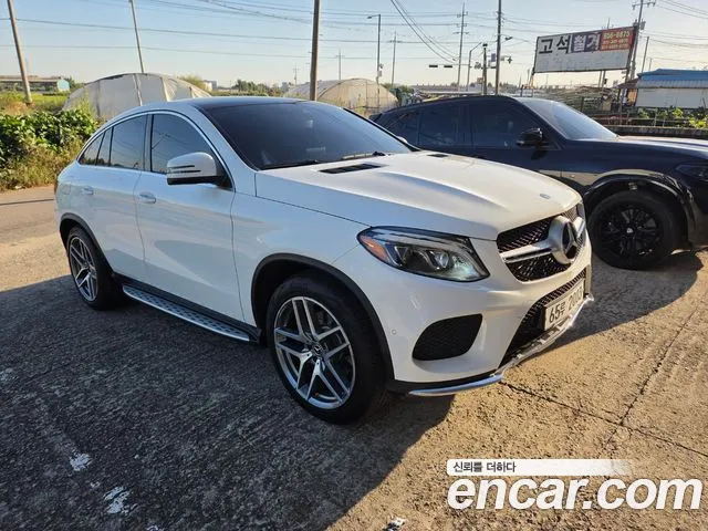 Mercedes-Benz GLE-Class — фото 5