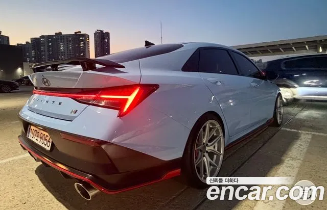 Hyundai Avante — фото 2