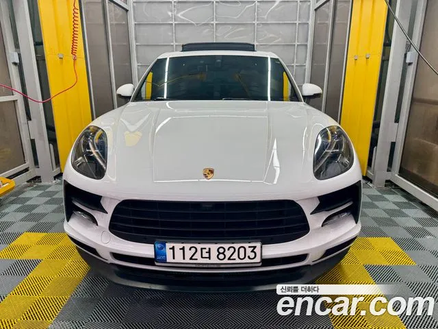 Porsche Macan — фото 1
