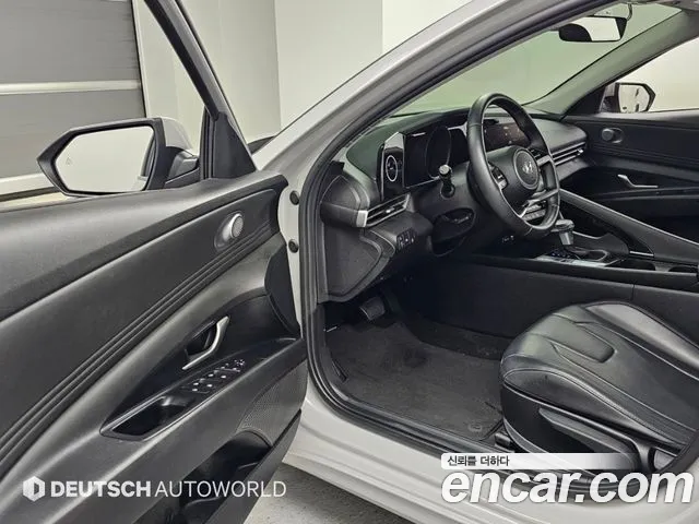 Hyundai Avante — фото 16