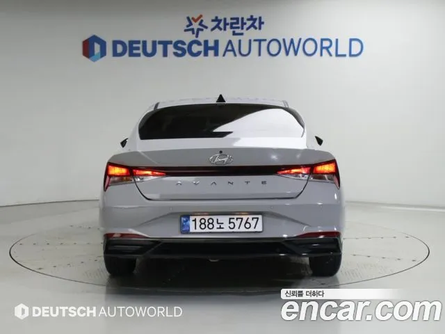 Hyundai Avante — фото 4