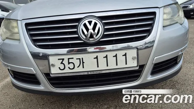 Volkswagen Passat — фото 1