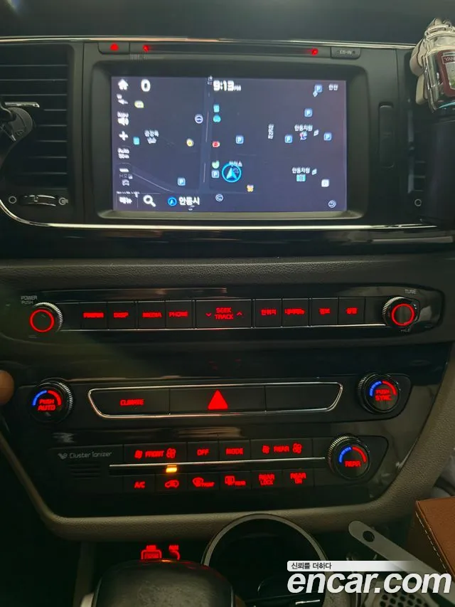 Kia Carnival — фото 10