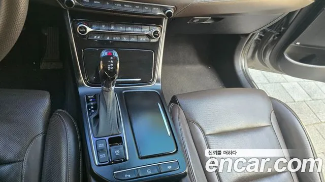Hyundai Grandeur — фото 15