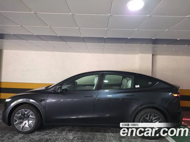 Tesla Model Y — фото 3