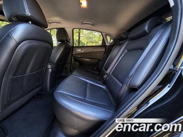 Hyundai Kona — фото 13