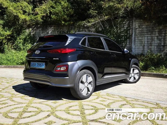 Hyundai Kona — фото 3