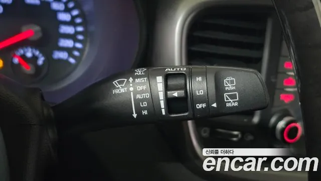 Kia Sorento — фото 16