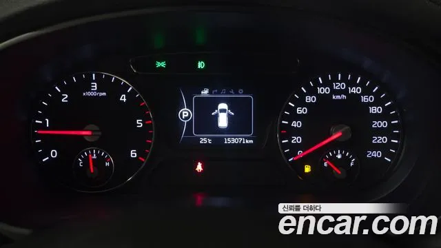 Kia Sorento — фото 6