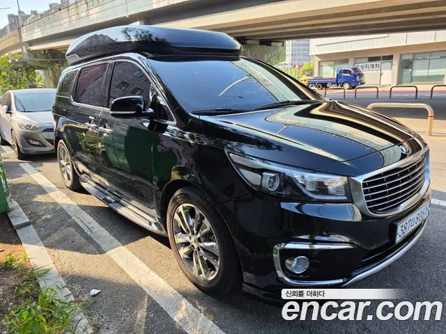 Kia Carnival — фото 13