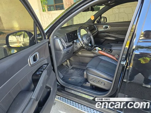Kia Sorento — фото 10