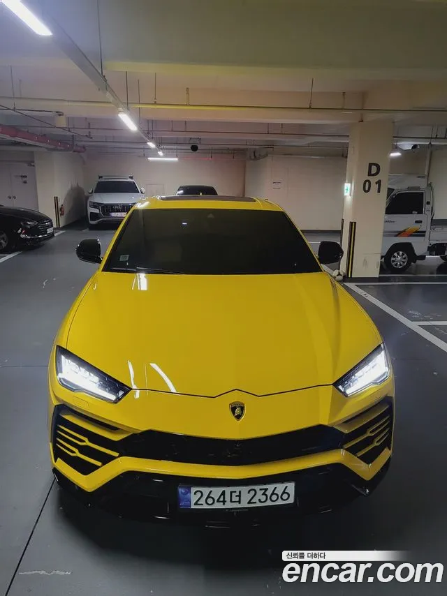 Lamborghini Urus — фото 20