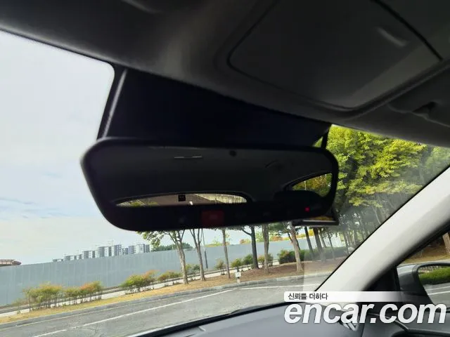 Hyundai Kona — фото 18