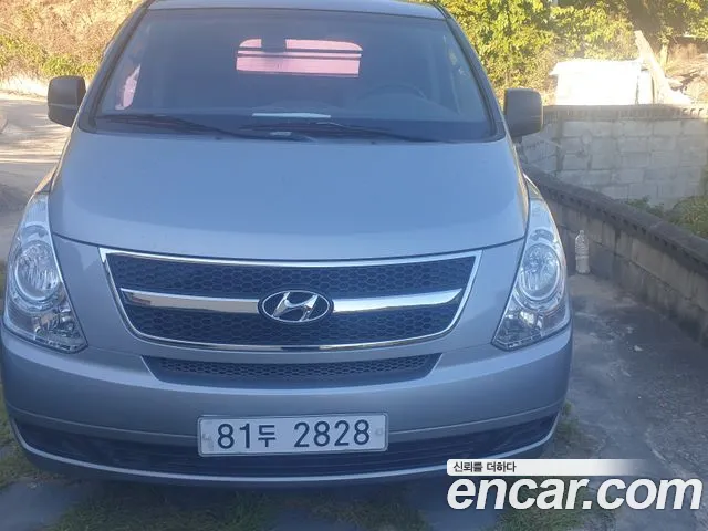 Hyundai Starex — фото 3